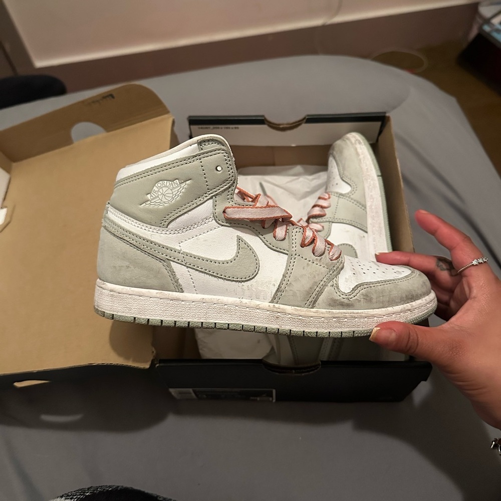 Nike Kids High-Top Sneakers - White and Gray